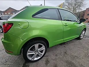 Used 2014 SEAT Ibiza Toca Sport Lima Green - Interior and Exterior details 8