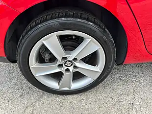 Used 2014 SEAT Ibiza Toca ST Red - Interior and Exterior details 10