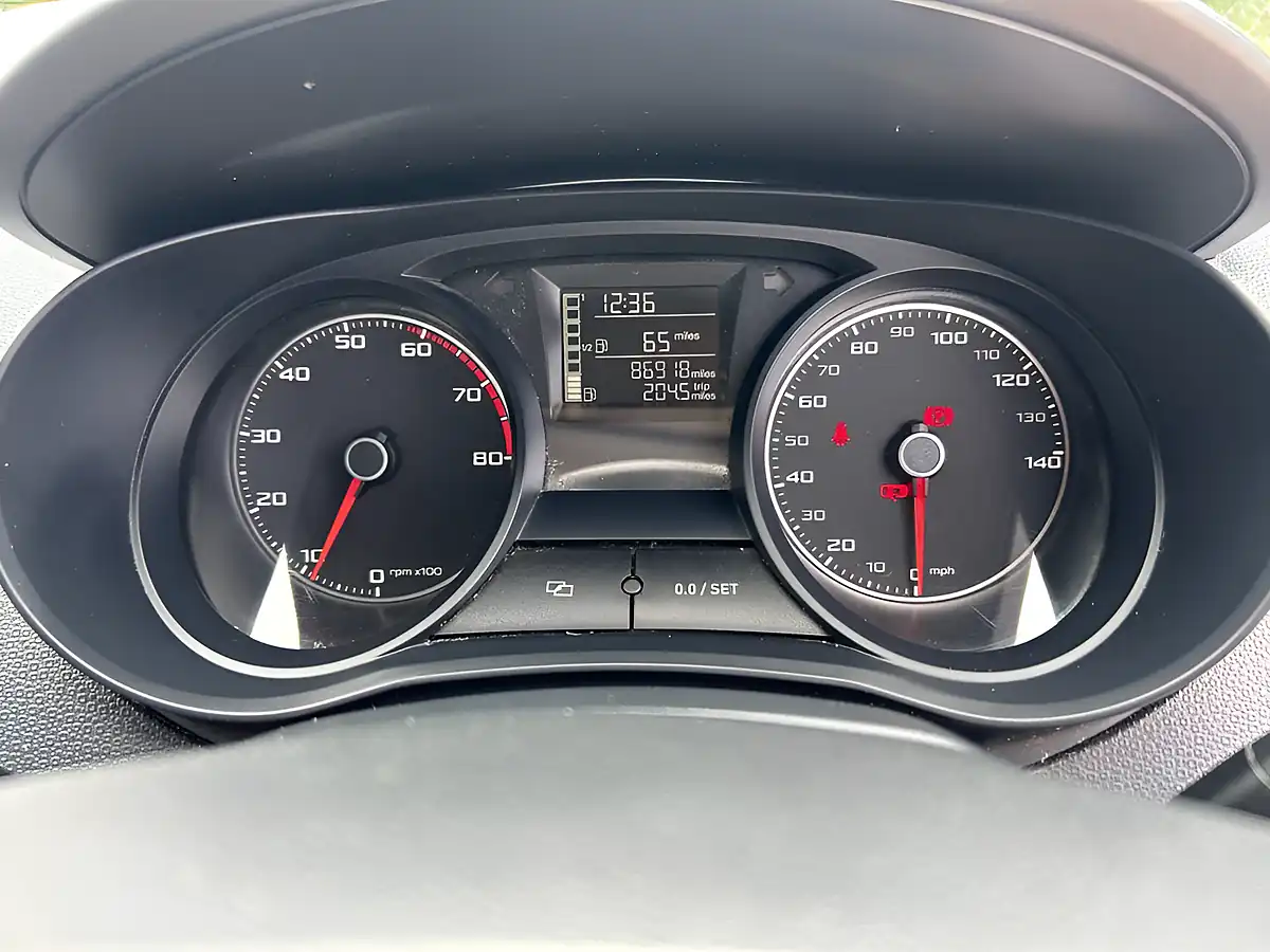 Used 2014 SEAT Ibiza Toca ST Red - Interior and Exterior details 15