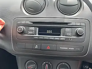 Used 2014 SEAT Ibiza Toca ST Red - Interior and Exterior details 18