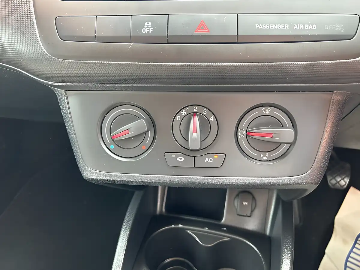 Used 2014 SEAT Ibiza Toca ST Red - Interior and Exterior details 19