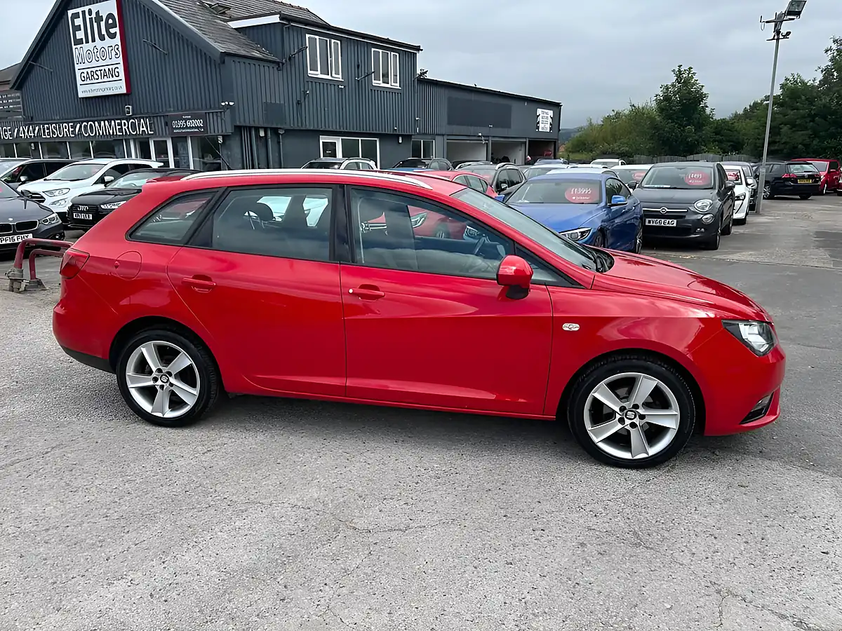 Used 2014 SEAT Ibiza Toca ST Red - Interior and Exterior details 2