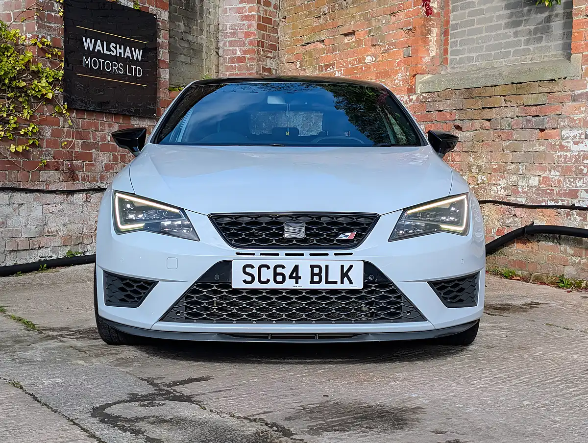 Used 2014 SEAT Leon Cupra 280 Grey - Interior and Exterior details 2