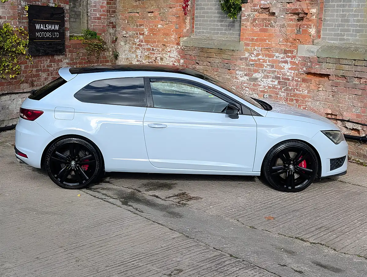 Used 2014 SEAT Leon Cupra 280 Grey - Interior and Exterior details 5