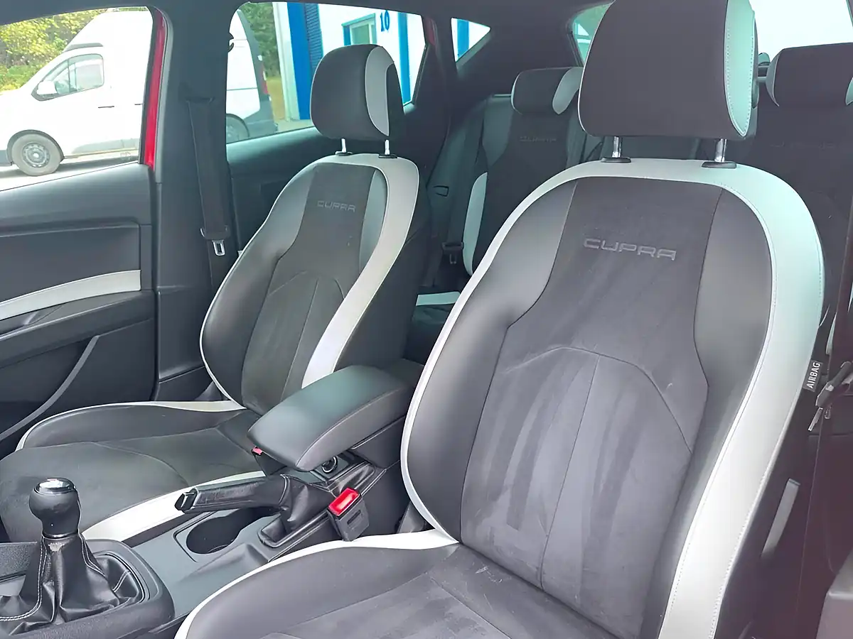 Used 2014 SEAT Leon Cupra 280 Red - Interior and Exterior details 13