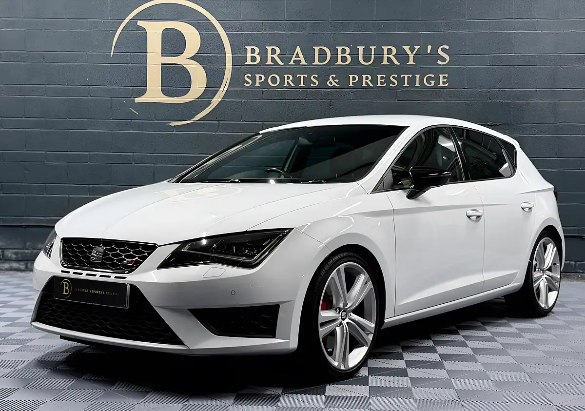 Used 2014 SEAT Leon Cupra White - Interior and Exterior details 4
