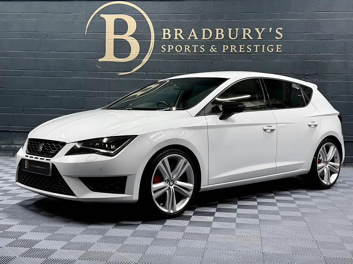Used 2014 SEAT Leon Cupra White - Interior and Exterior details 5