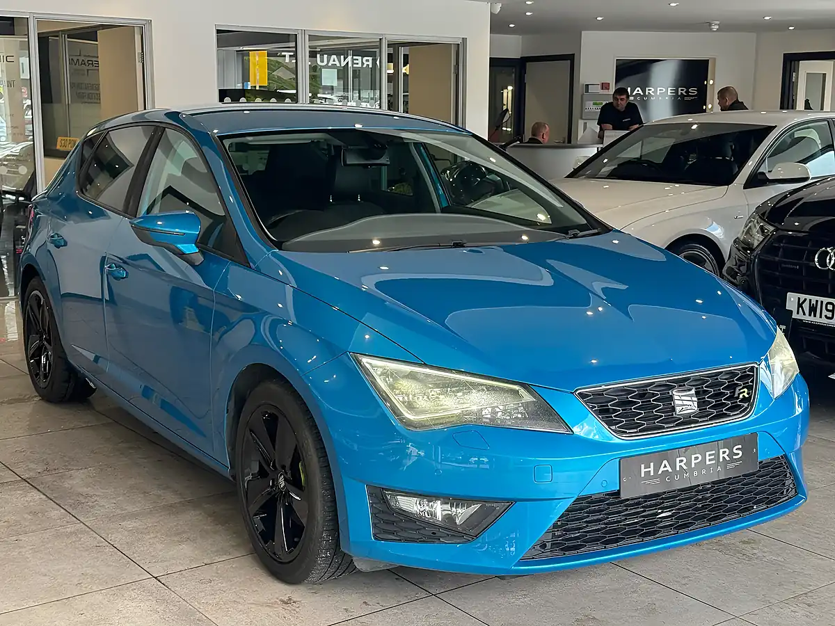 Used 2014 SEAT Leon Fr Blue - Interior and Exterior details 11