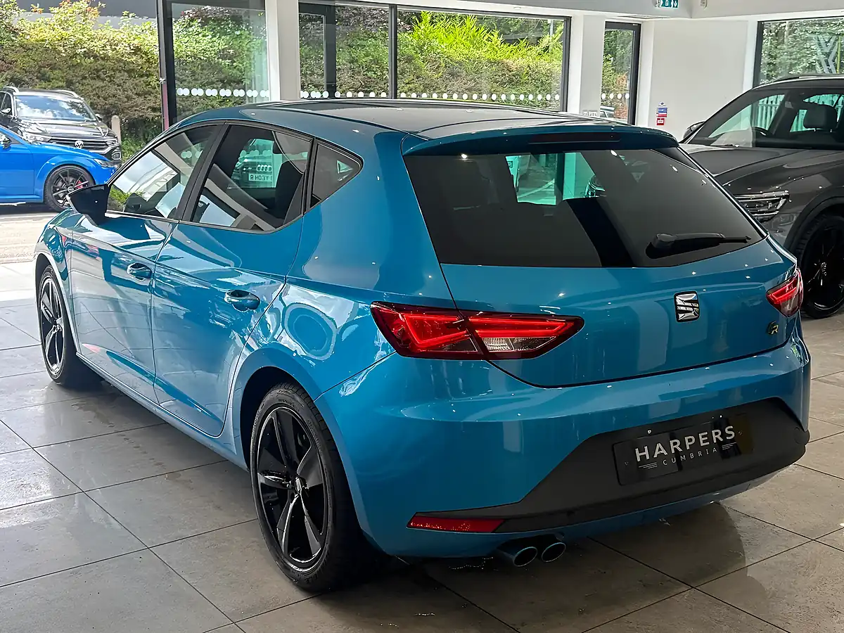 Used 2014 SEAT Leon Fr Blue - Interior and Exterior details 15