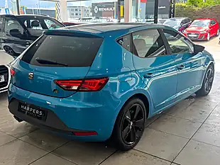 Used 2014 SEAT Leon Fr Blue - Interior and Exterior details 17