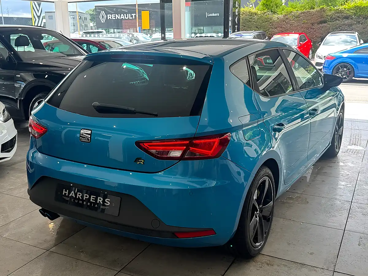 Used 2014 SEAT Leon Fr Blue - Interior and Exterior details 18