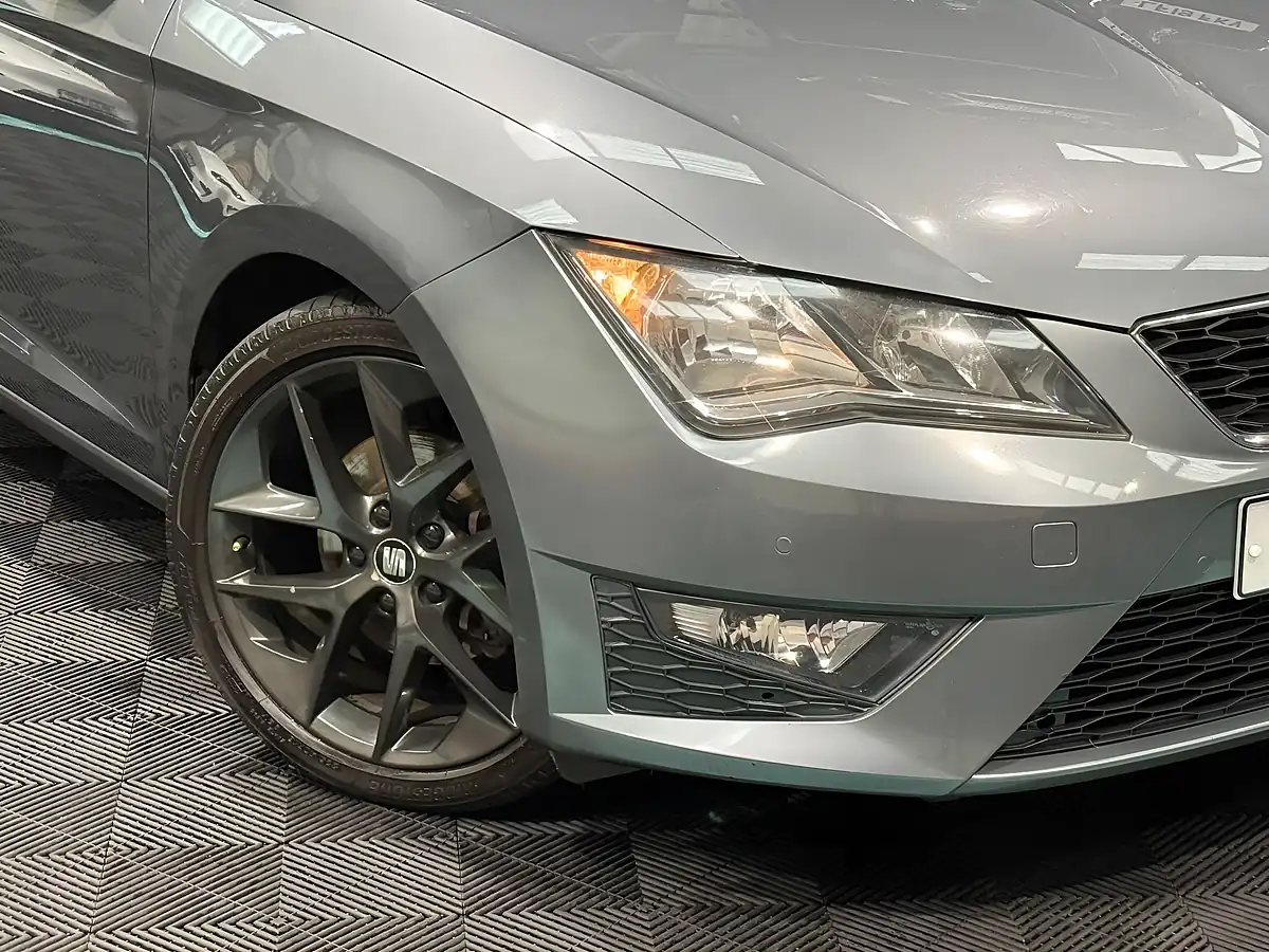 Used 2014 SEAT Leon Fr Grey - Interior and Exterior details 10