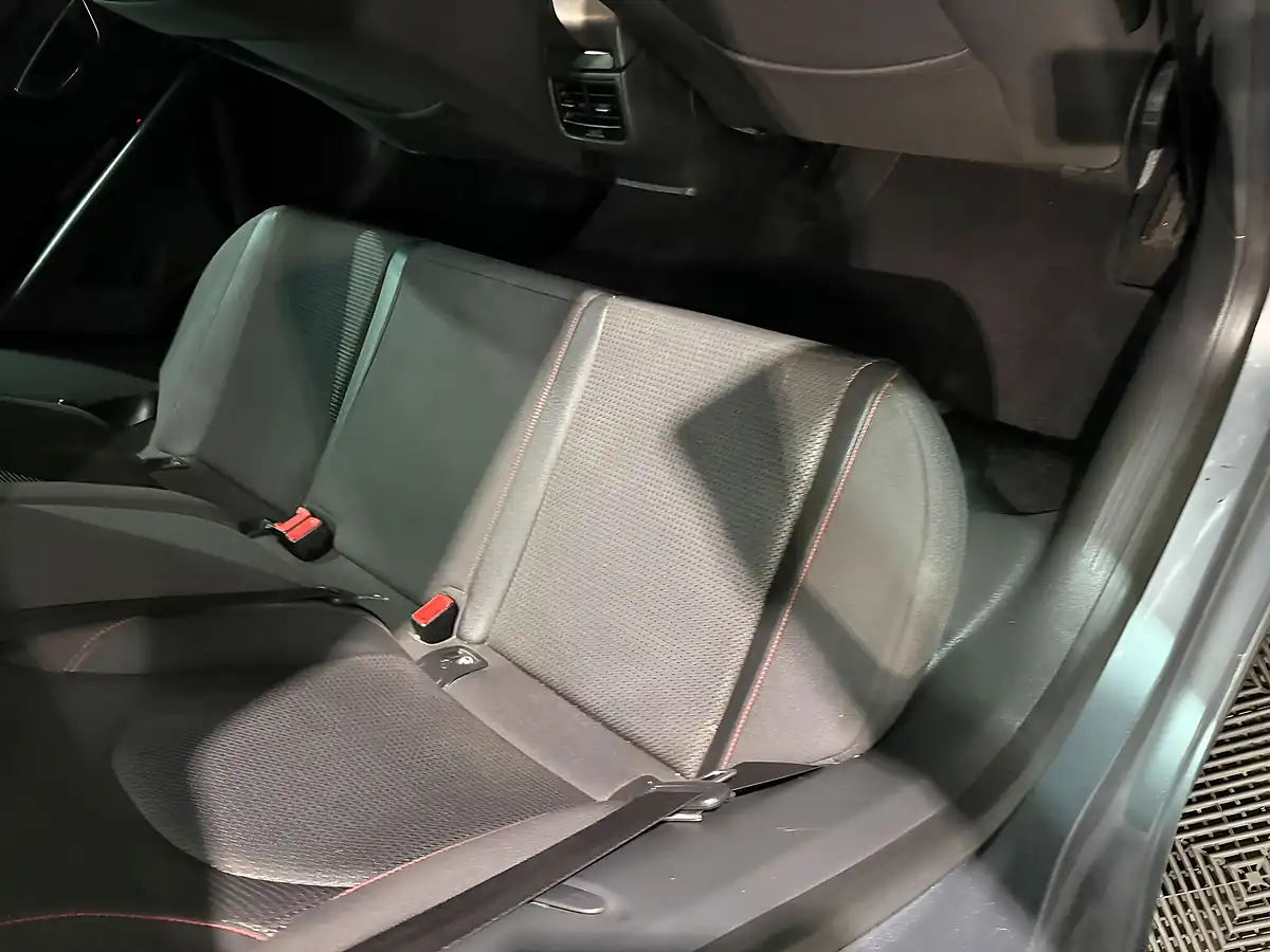 Used 2014 SEAT Leon Fr Grey - Interior and Exterior details 13