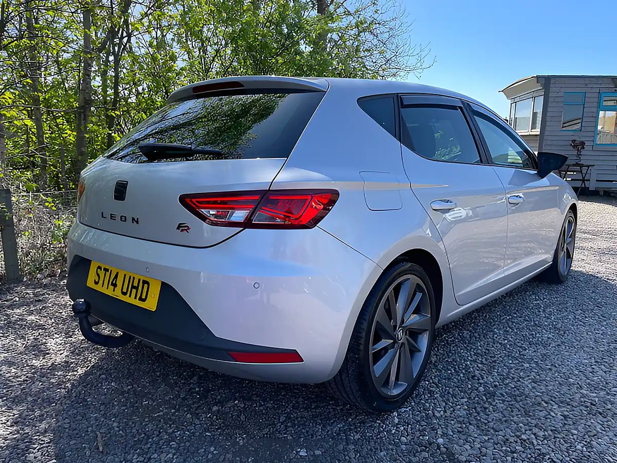 Used 2014 SEAT Leon Fr Silver - Interior and Exterior details 20