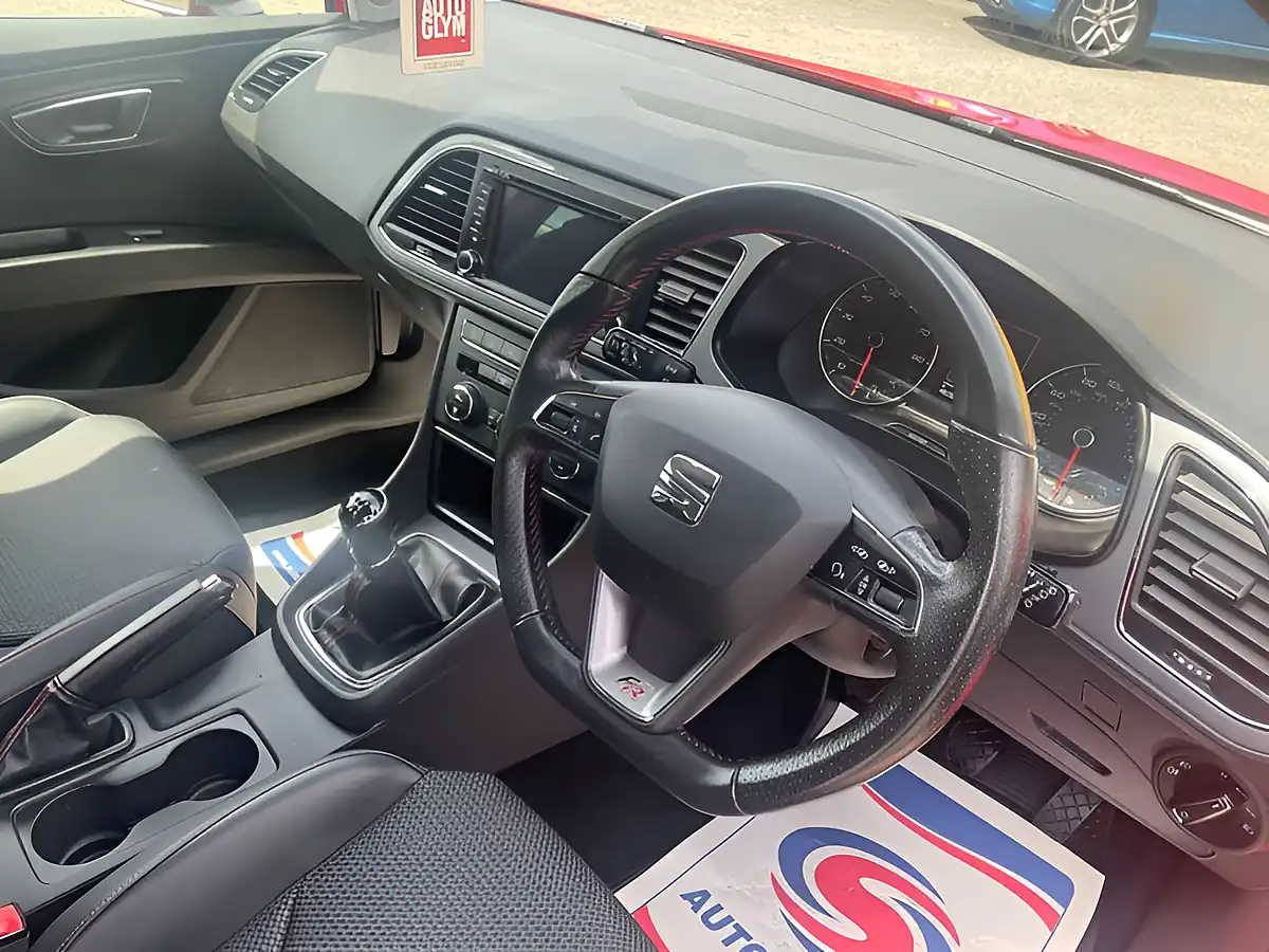 Used 2014 SEAT Leon Fr Sport Coupe Red - Interior and Exterior details 12