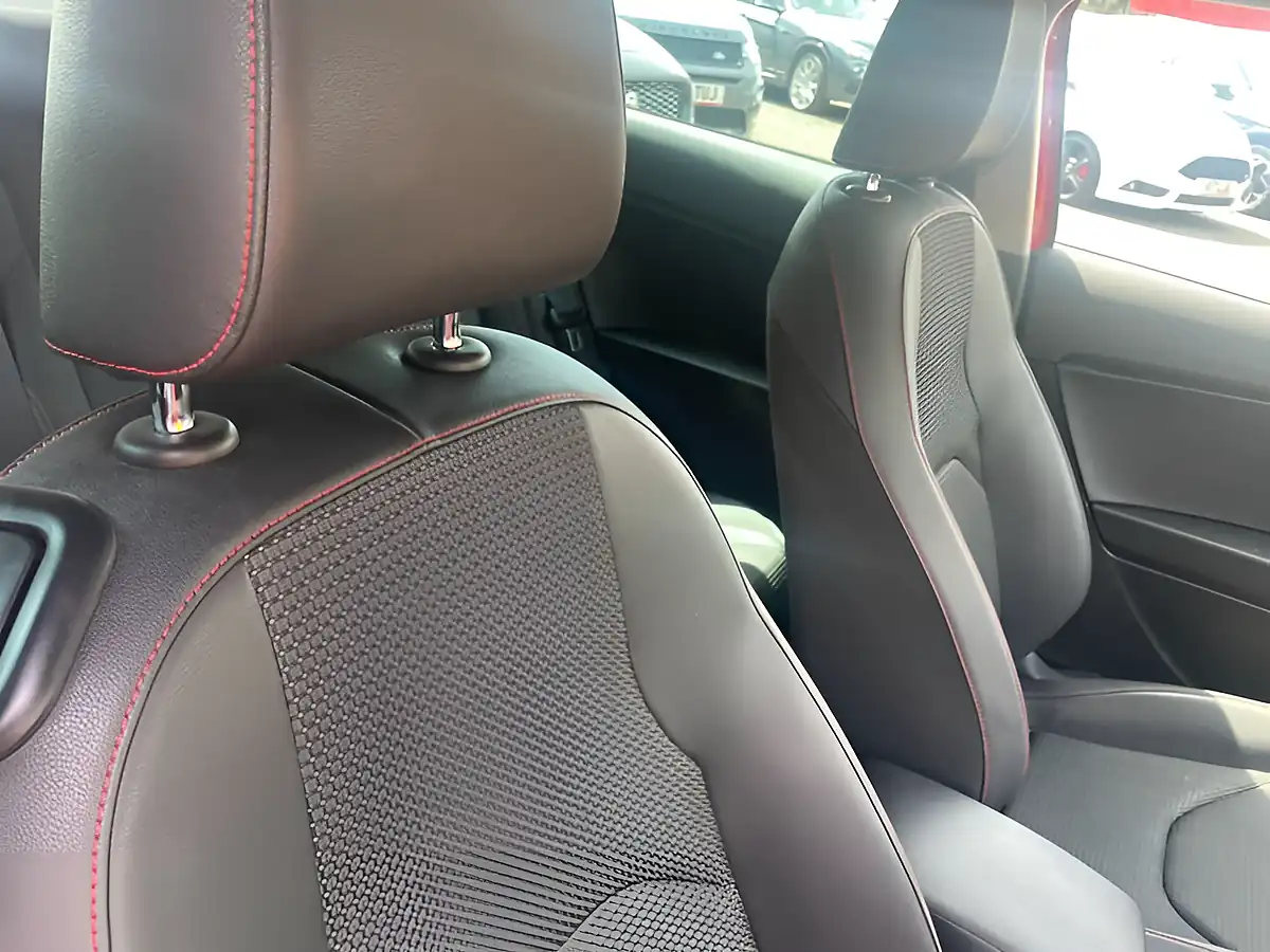 Used 2014 SEAT Leon Fr Sport Coupe Red - Interior and Exterior details 14