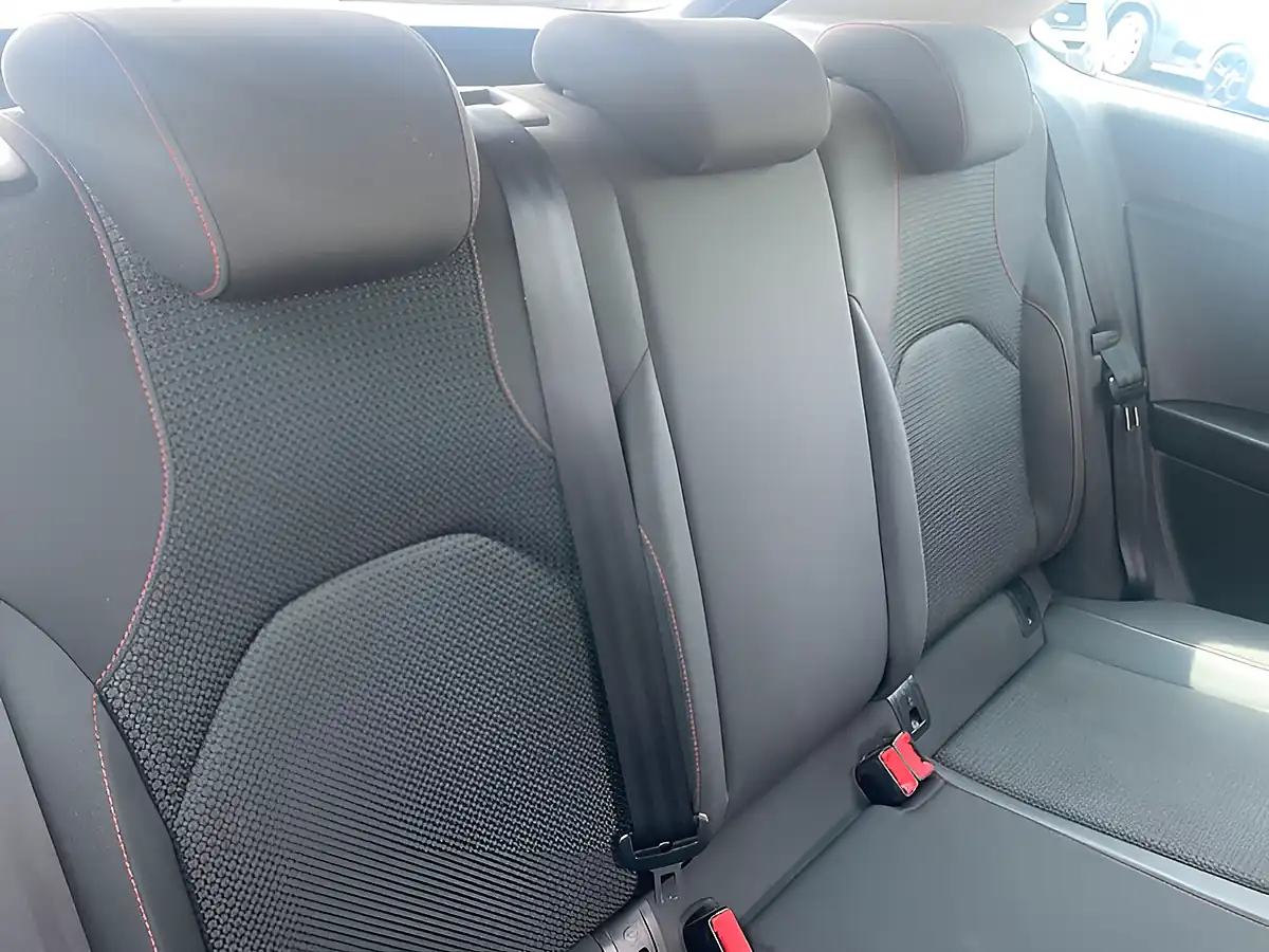 Used 2014 SEAT Leon Fr Sport Coupe Red - Interior and Exterior details 15