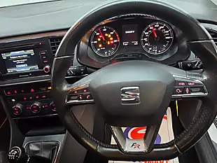 Used 2014 SEAT Leon Fr White - Interior and Exterior details 11