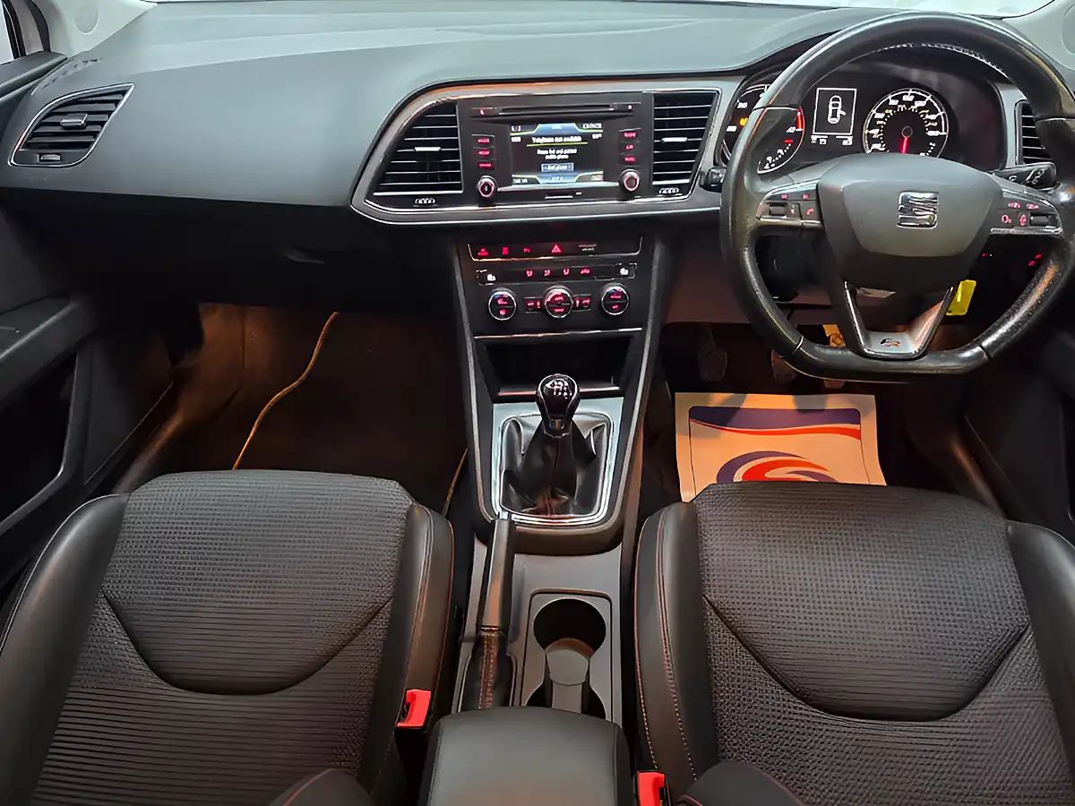 Used 2014 SEAT Leon Fr White - Interior and Exterior details 12