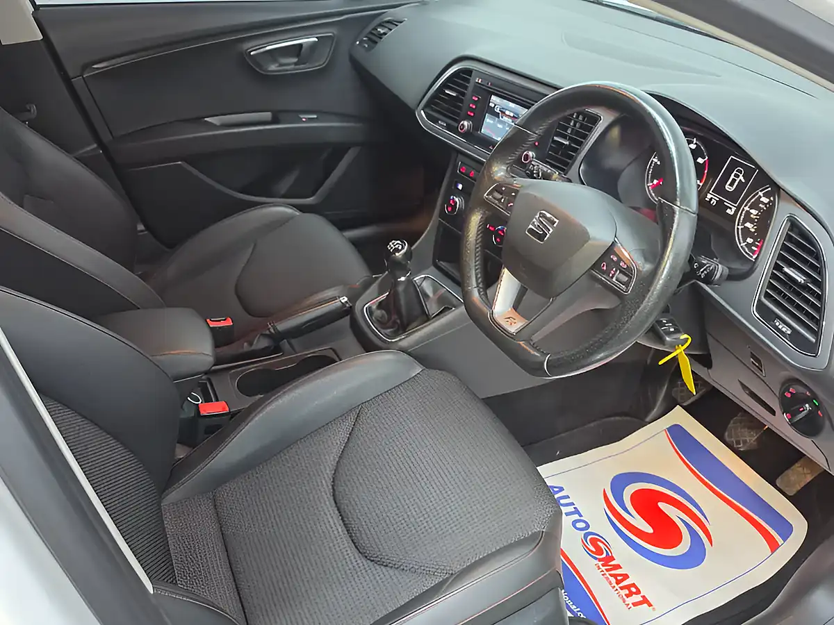 Used 2014 SEAT Leon Fr White - Interior and Exterior details 16