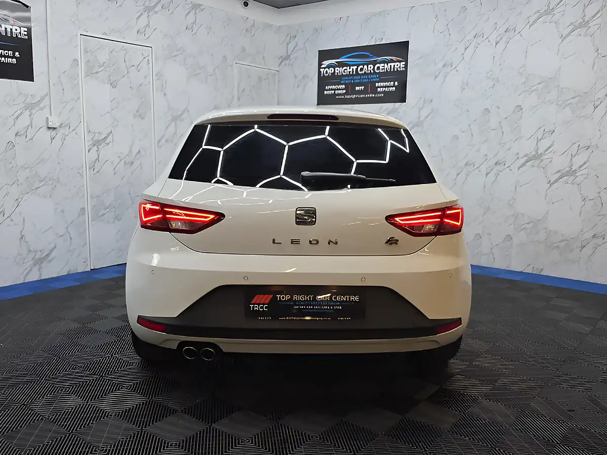 Used 2014 SEAT Leon Fr White - Interior and Exterior details 6