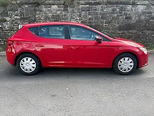 Used 2014 SEAT Leon S Red - Interior and Exterior details 4