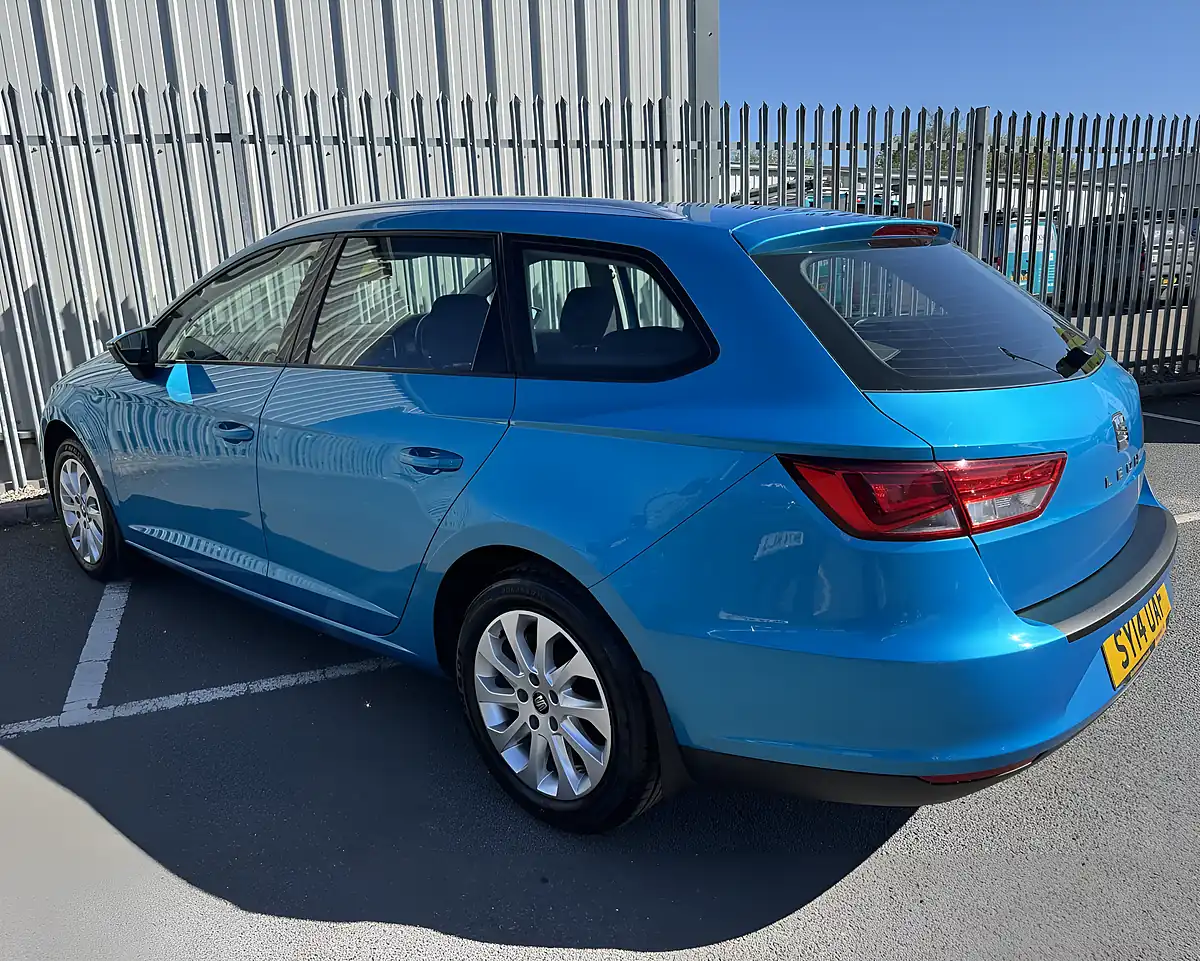 Used 2014 SEAT Leon Se Blue - Interior and Exterior details 4