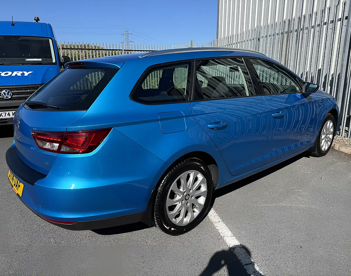Used 2014 SEAT Leon Se Blue - Interior and Exterior details 5