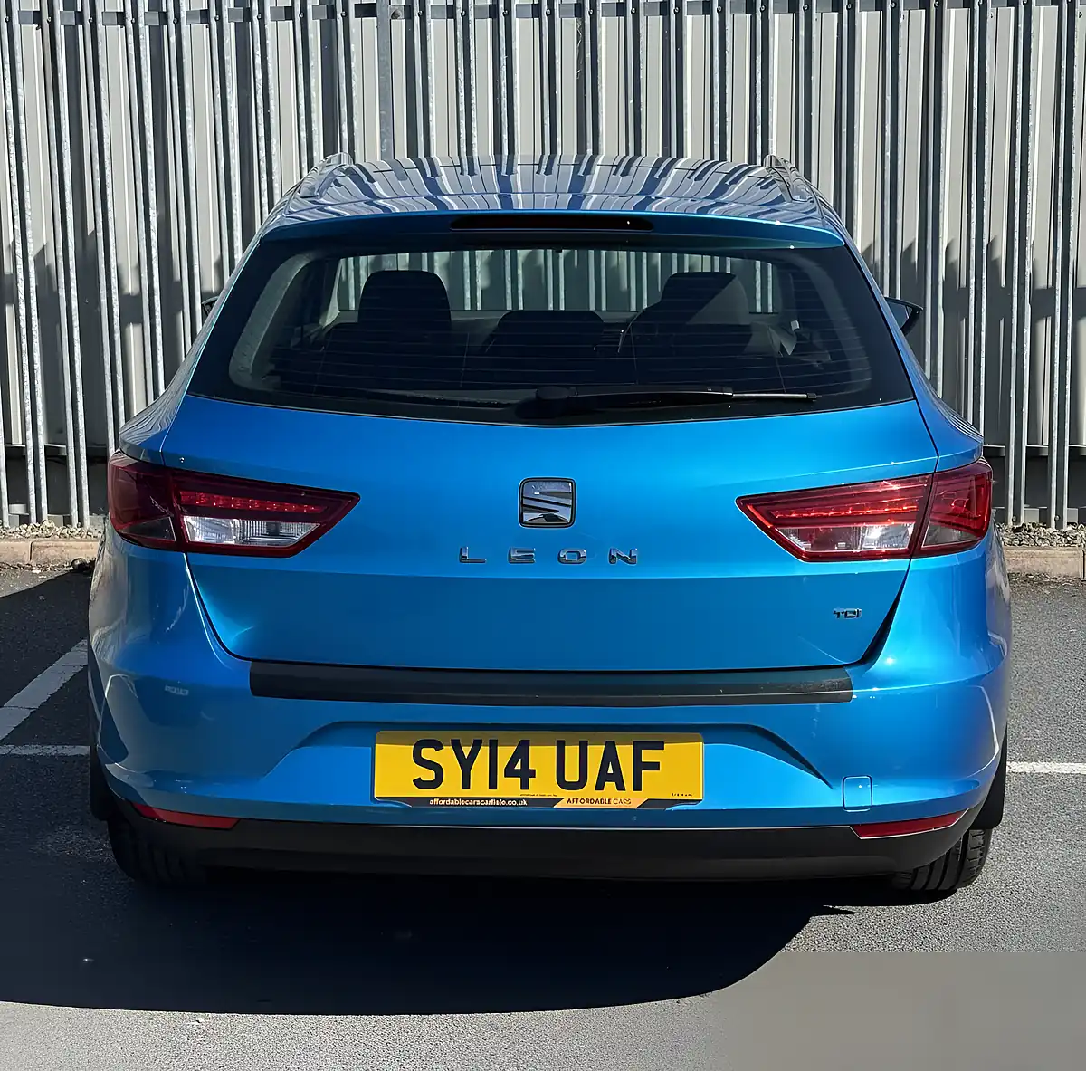 Used 2014 SEAT Leon Se Blue - Interior and Exterior details 6