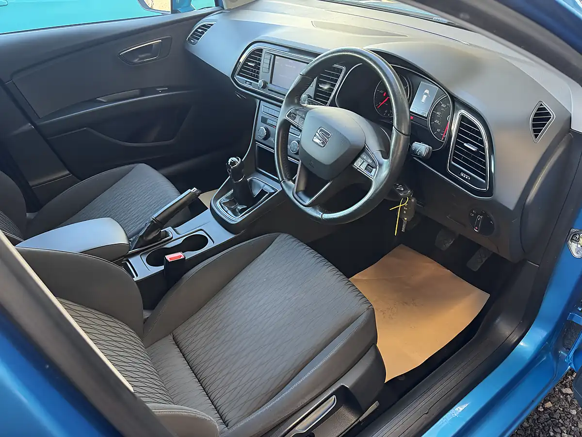 Used 2014 SEAT Leon Se Blue - Interior and Exterior details 9