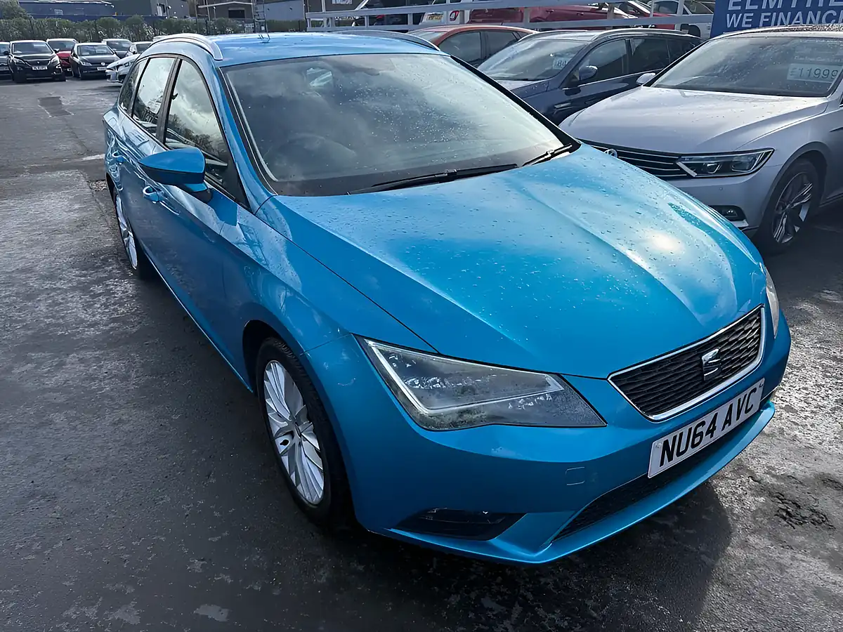 Used 2014 SEAT Leon Se Edition Blue - Interior and Exterior details 11