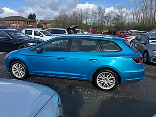 Used 2014 SEAT Leon Se Edition Blue - Interior and Exterior details 19