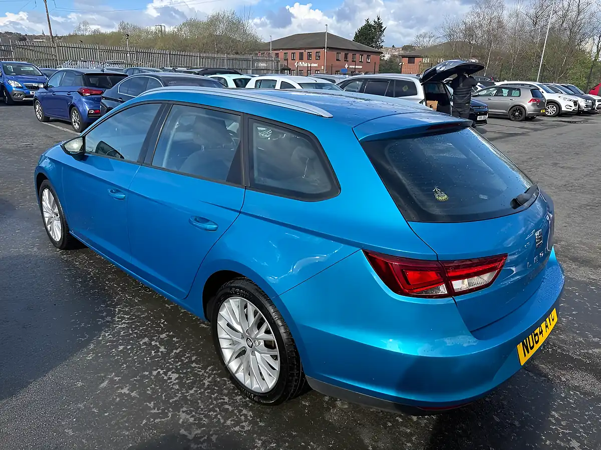 Used 2014 SEAT Leon Se Edition Blue - Interior and Exterior details 20