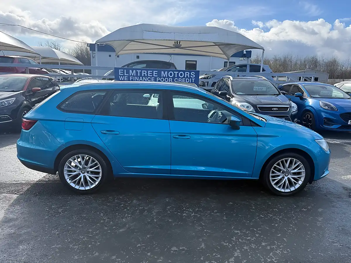 Used 2014 SEAT Leon Se Edition Blue - Interior and Exterior details 3