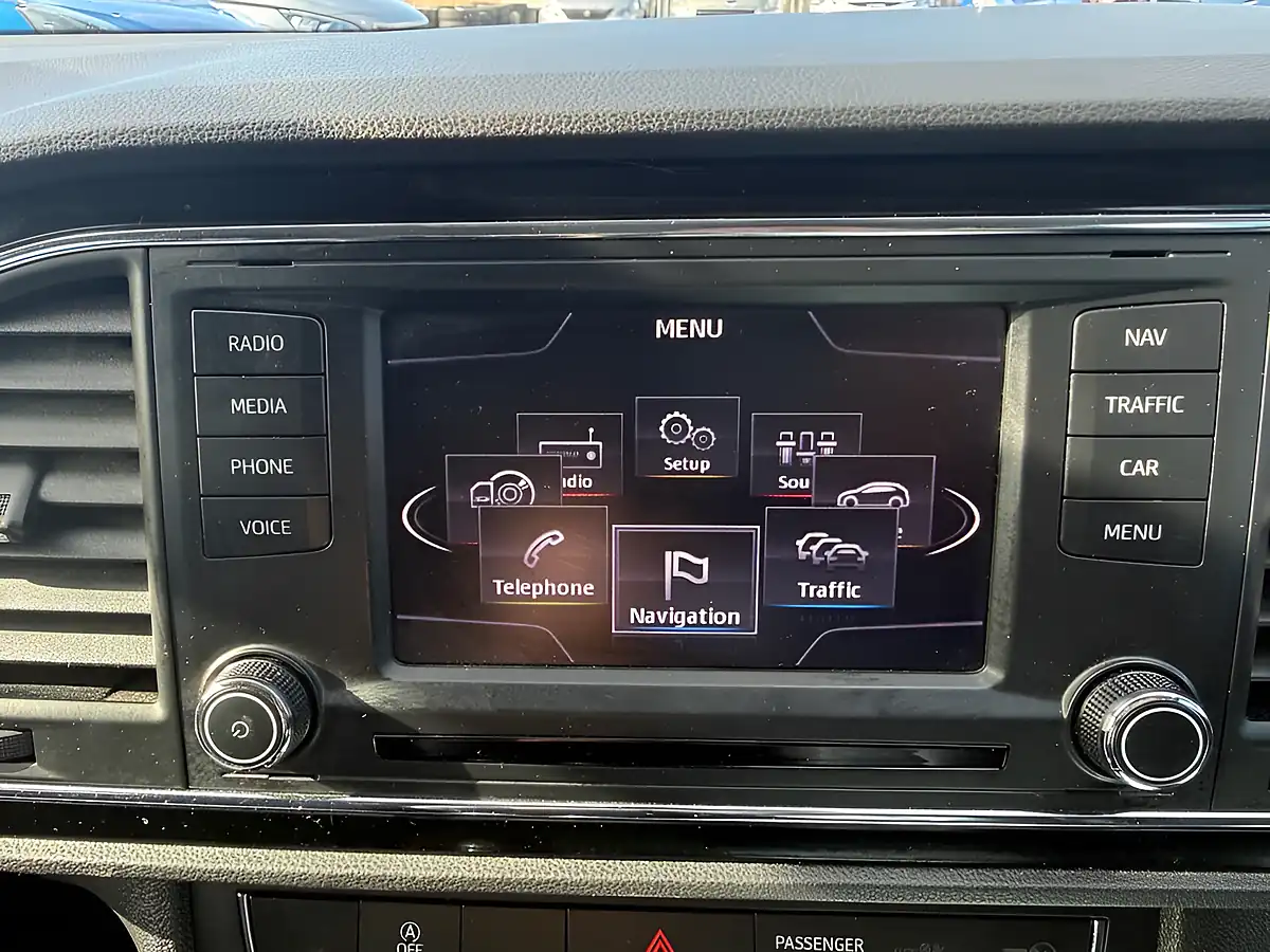 Used 2014 SEAT Leon Se Edition Blue - Interior and Exterior details 8