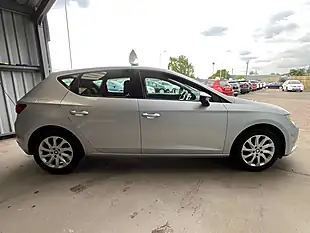 Used 2014 SEAT Leon Se Silver - Interior and Exterior details 8