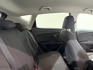 Used 2014 SEAT Leon Se Silver - Interior and Exterior details 12
