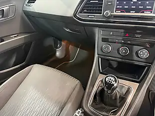 Used 2014 SEAT Leon Se Silver - Interior and Exterior details 16