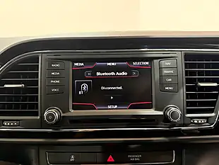 Used 2014 SEAT Leon Se Silver - Interior and Exterior details 19
