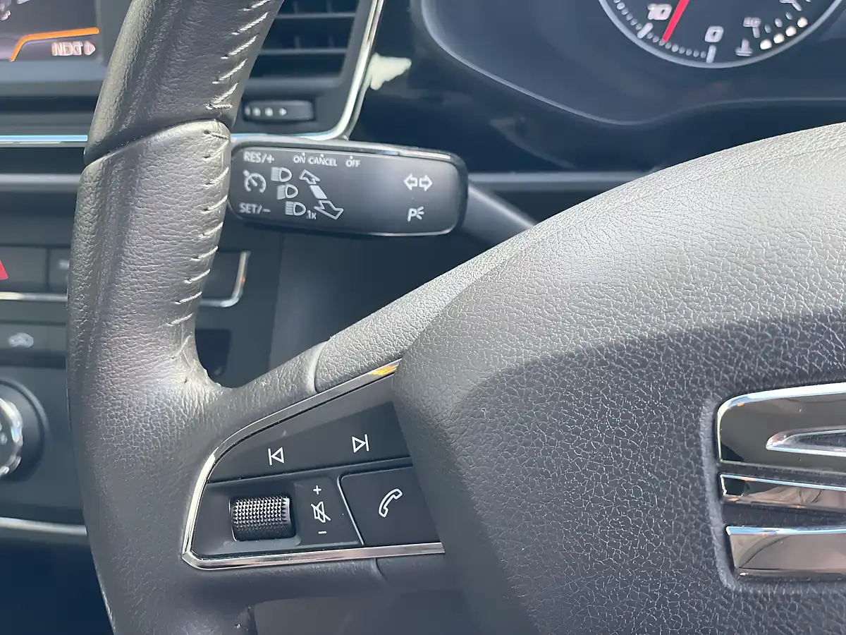 Used 2014 SEAT Leon Se Sport Coupe Black - Interior and Exterior details 6