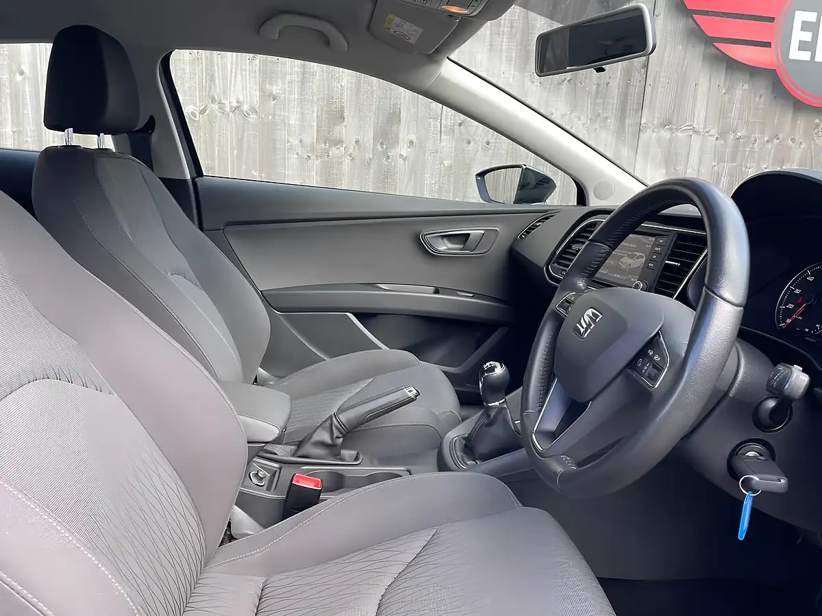 Used 2014 SEAT Leon Se Sport Coupe Black - Interior and Exterior details 8