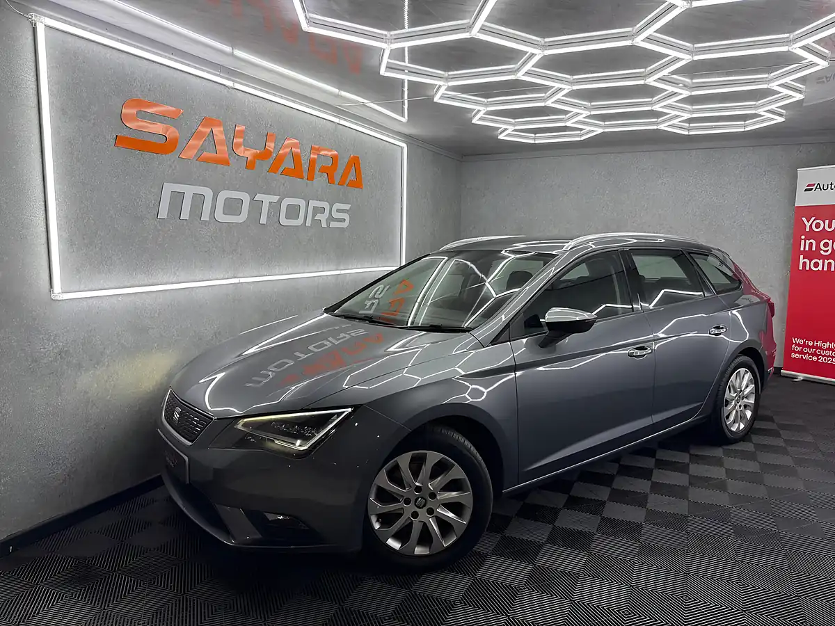 Used 2014 SEAT Leon Se Sport Tourer Grey - Front View