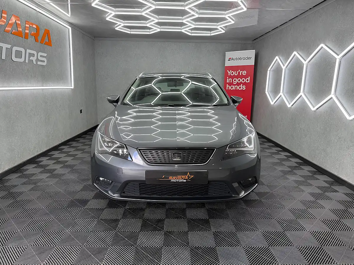 Used 2014 SEAT Leon Se Sport Tourer Grey - Interior and Exterior details 3