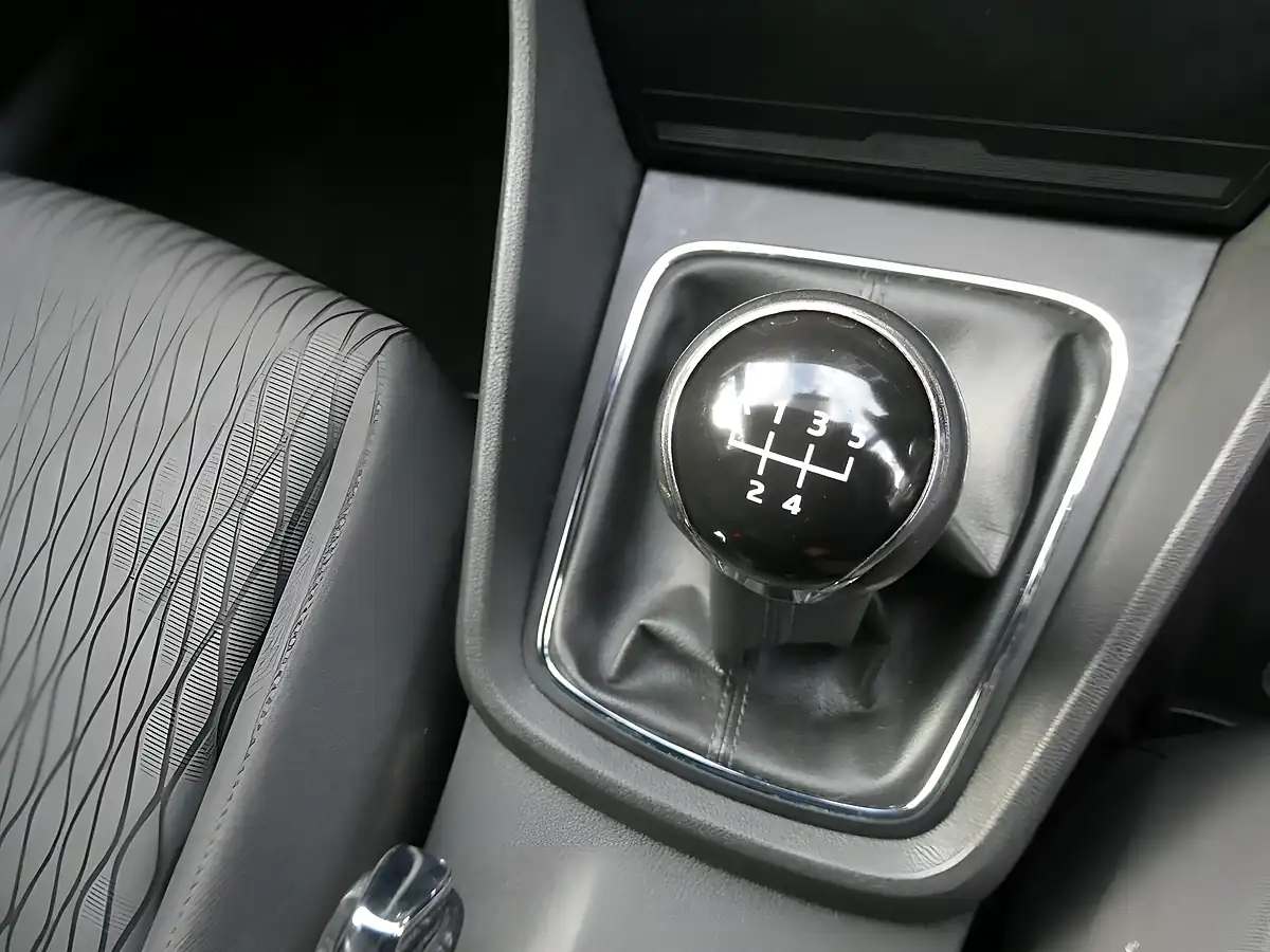 Used 2014 SEAT Leon Se Sport Tourer Silver - Interior and Exterior details 6