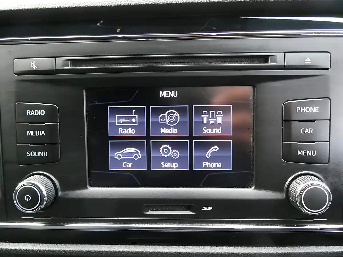 Used 2014 SEAT Leon Se Sport Tourer Silver - Interior and Exterior details 9