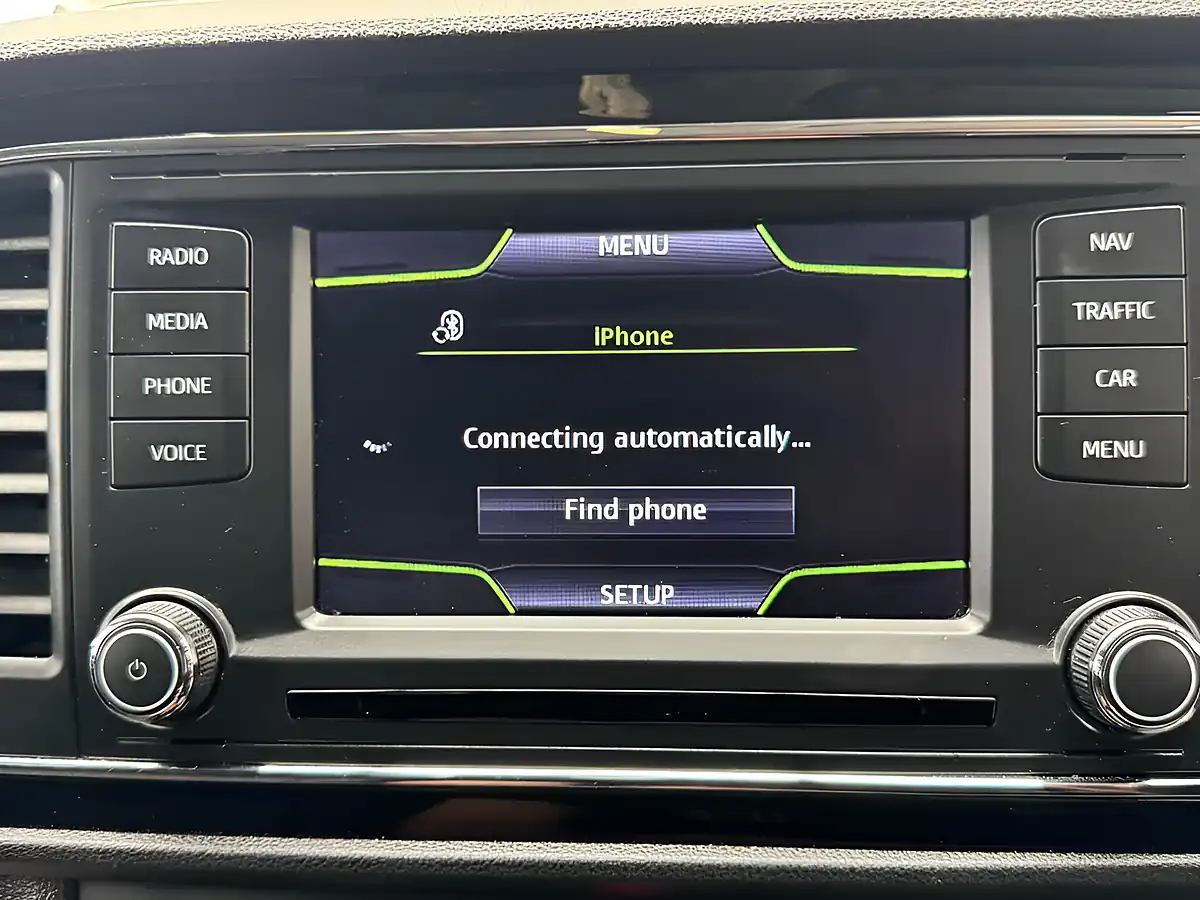 Used 2014 SEAT Leon Se White - Interior and Exterior details 14