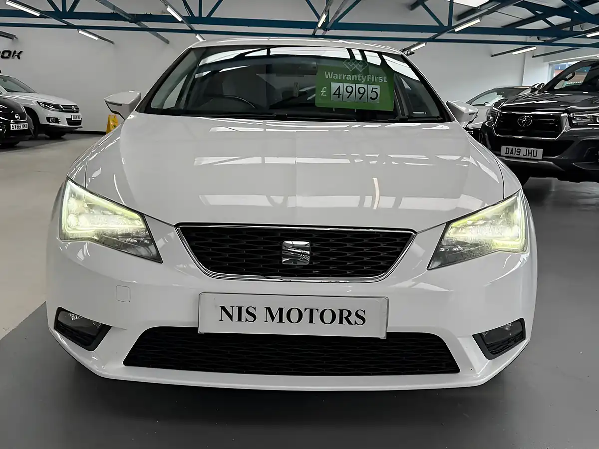 Used 2014 SEAT Leon Se White - Interior and Exterior details 7