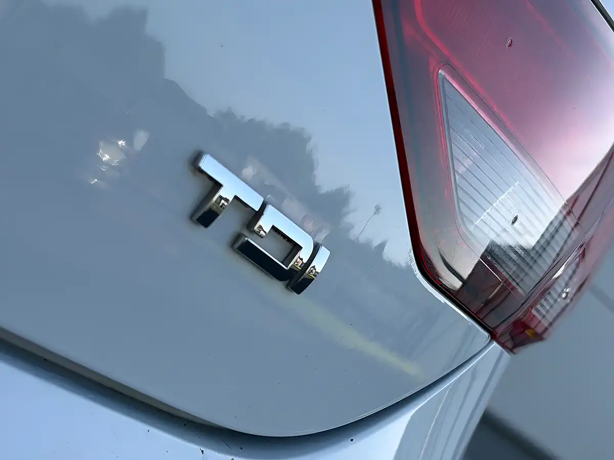 Used 2014 SEAT Leon Se White - Interior and Exterior details 11
