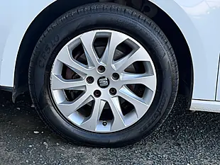 Used 2014 SEAT Leon Se White - Interior and Exterior details 12