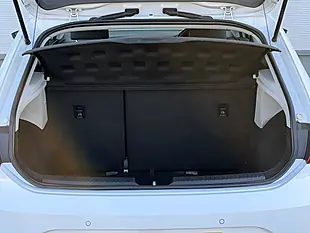 Used 2014 SEAT Leon Se White - Interior and Exterior details 14